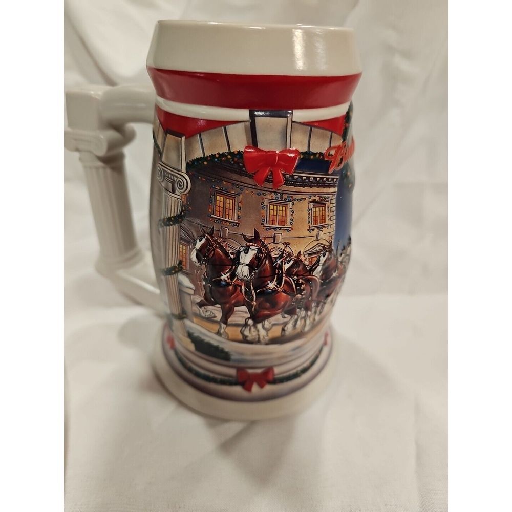 Budweiser Holiday Beer Stein Holiday At The Capital Clydesdales 2001